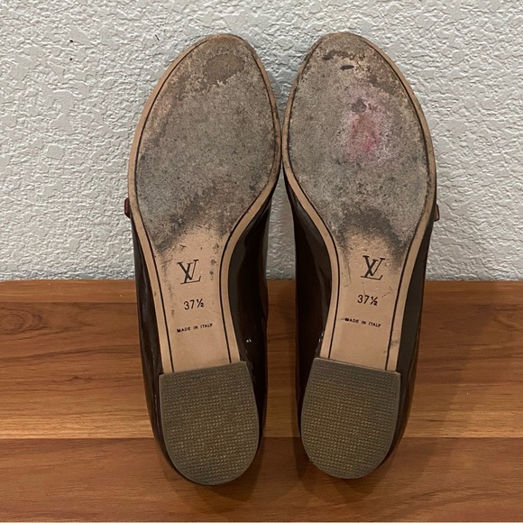 LOUIS VUITTON Brown Patent Leather Monogram Mary Jane Flats Size 37 1/2 - Picture 5 of 16